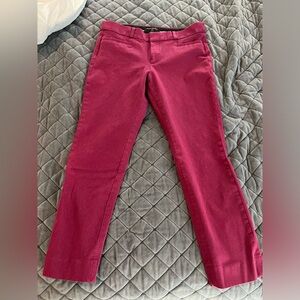 Banana Republic pink Sloan fit cropped pant.